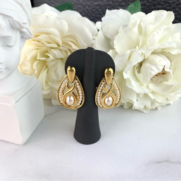 Vintage Napier Gold Tone Faux Seed Pearl Dangle Earrings - Picture 6 of 9